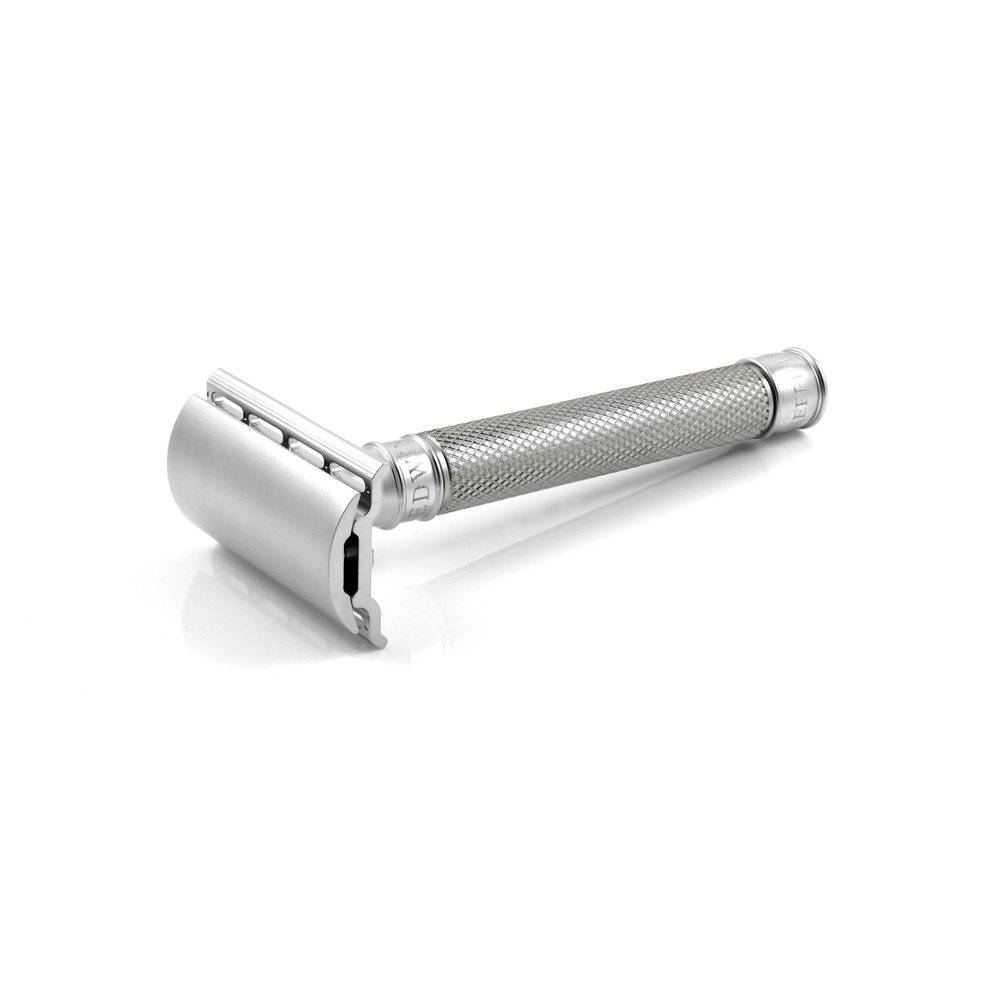 DE 3ONE6 Stainless Steel Safety Razor Knurled_4194.jpg
