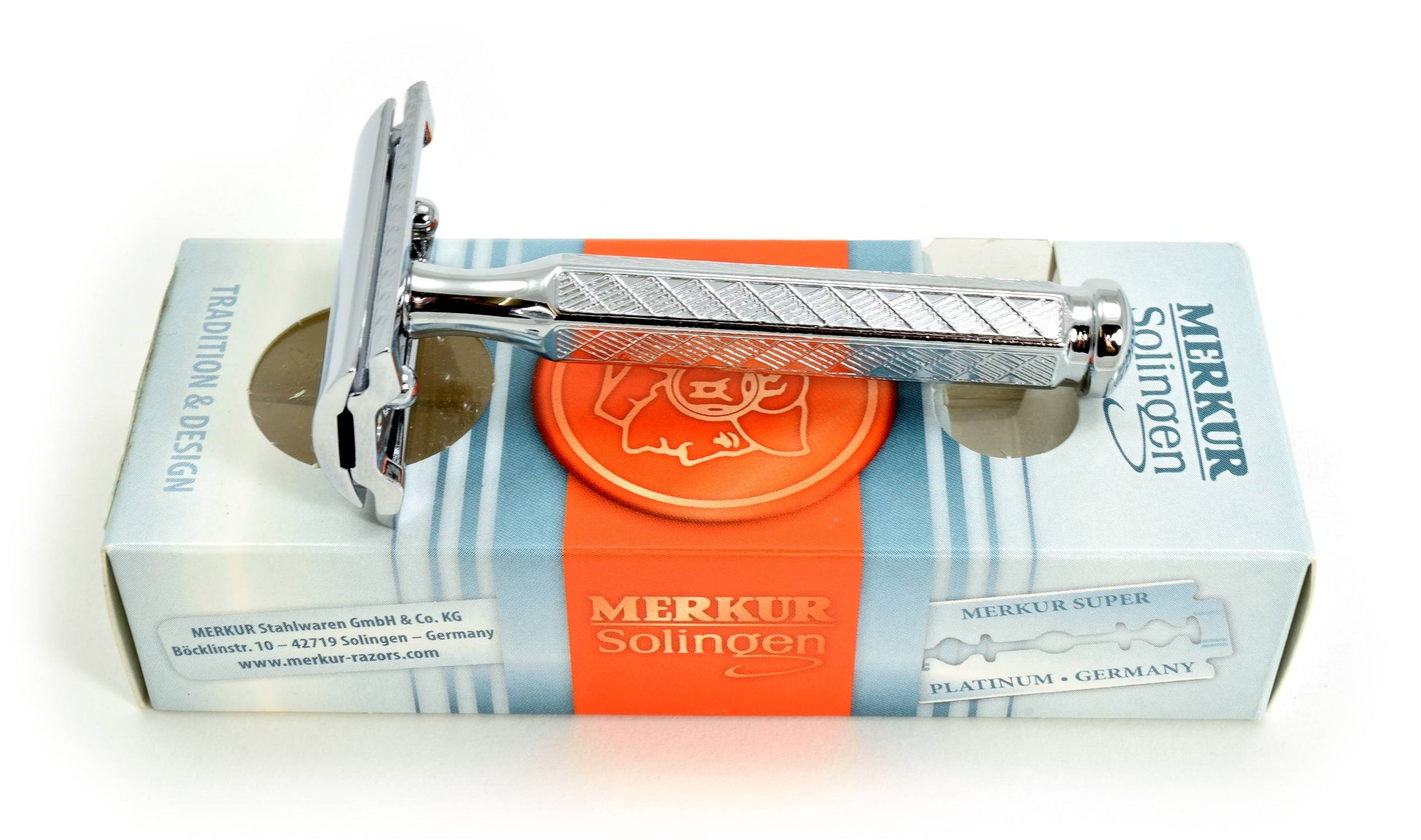 Classic 1904 42C Safety Razor Chrome_3858.jpg