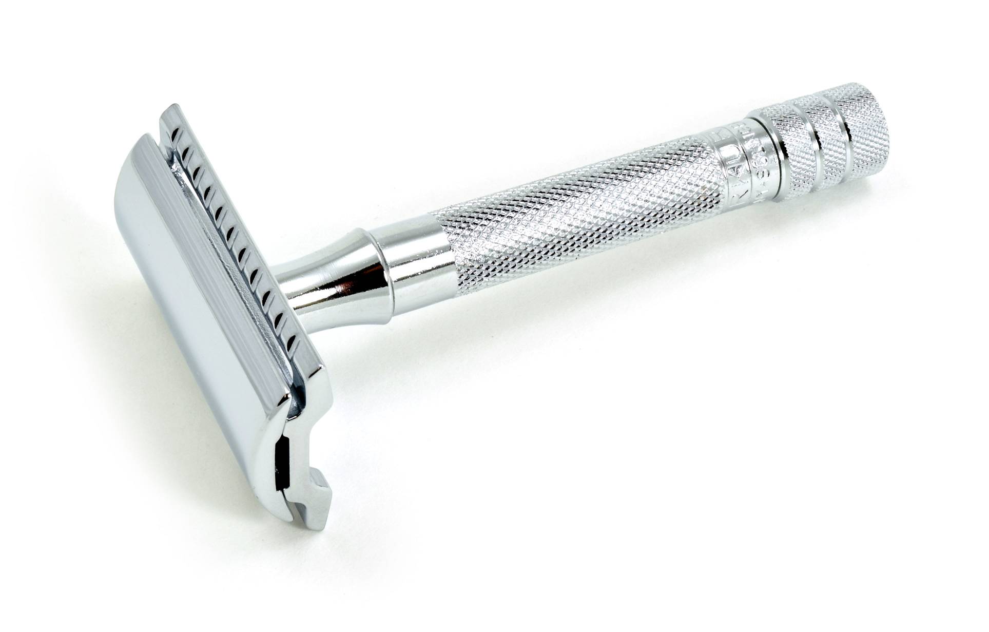 Classic 33C Safety Razor Chrome_3811.jpg