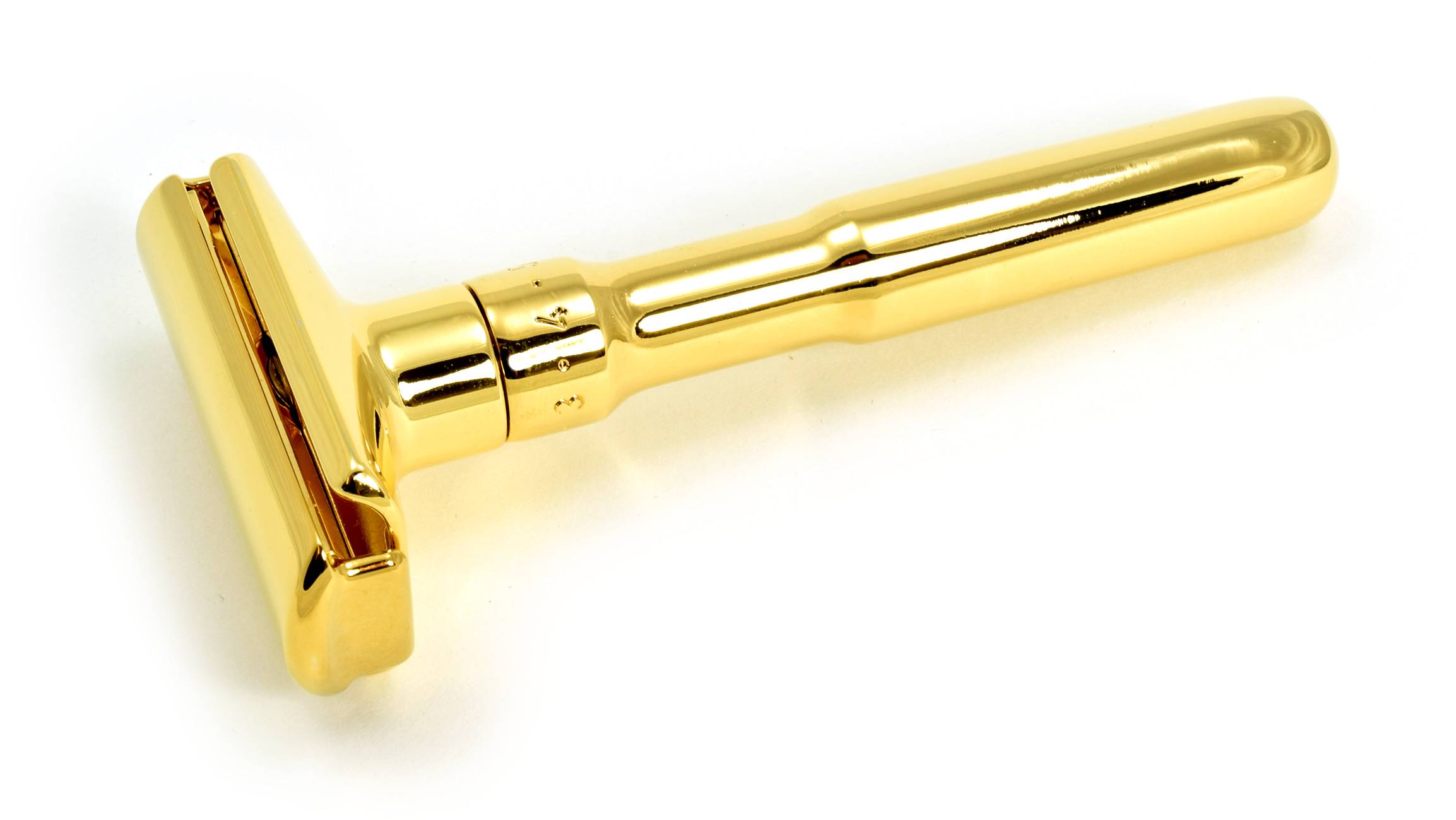 Kiss Razor Gold Merkur Futur Safety Razor Gold £81.95 – Traditional Shaving