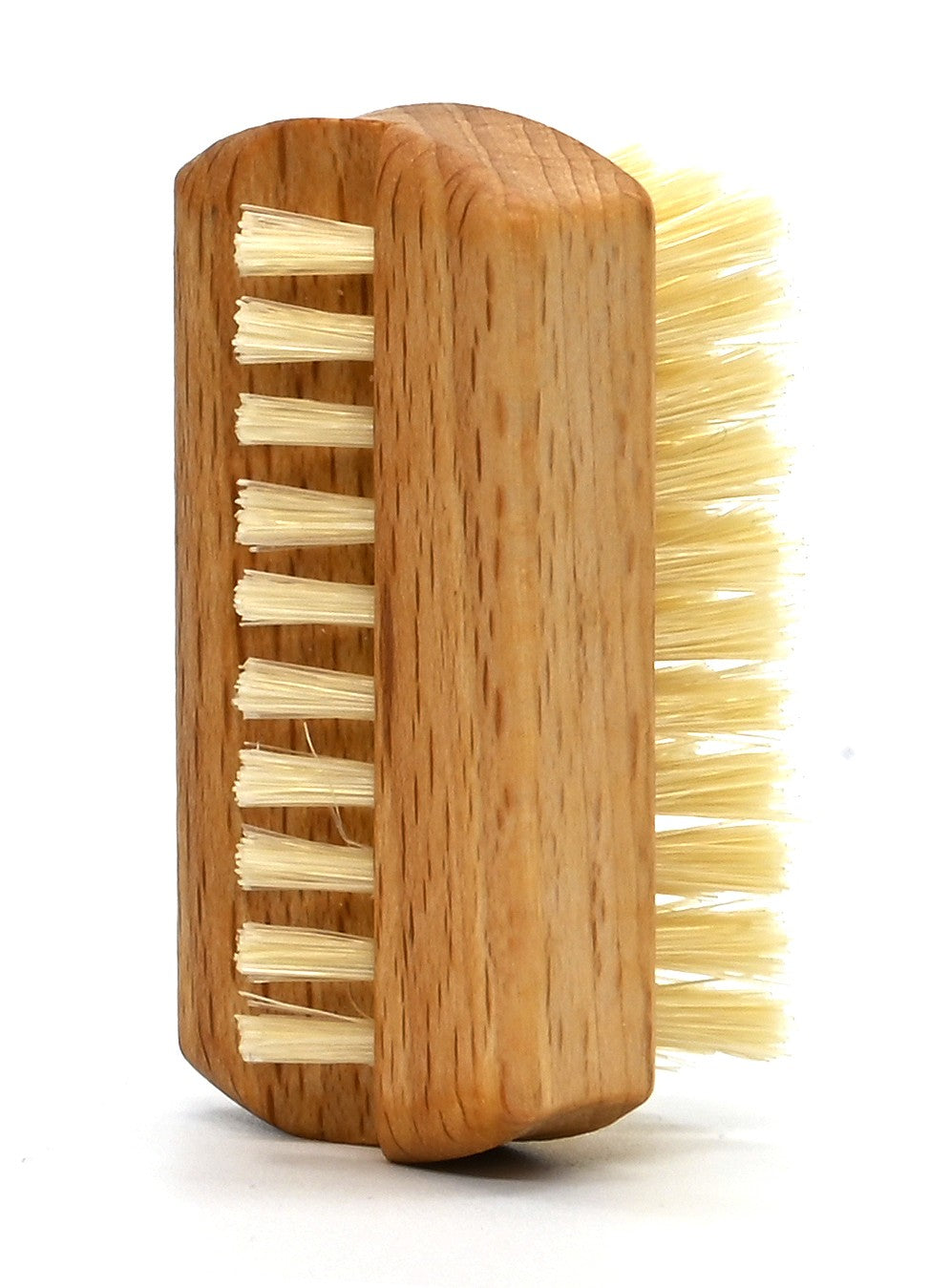 Travel Nail Brush - Beech_4541.jpg